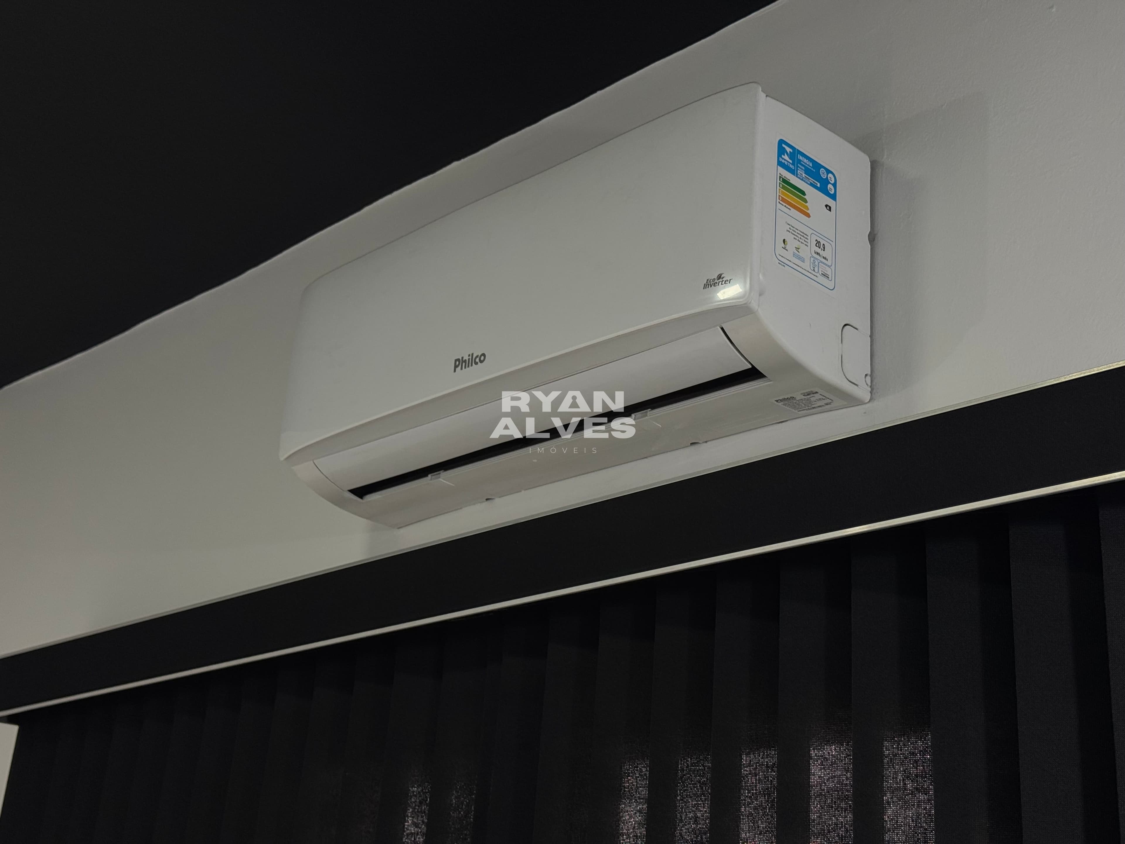 Sala Comercial para Alugar em Brás Cubas – 10 m² – R$ 990