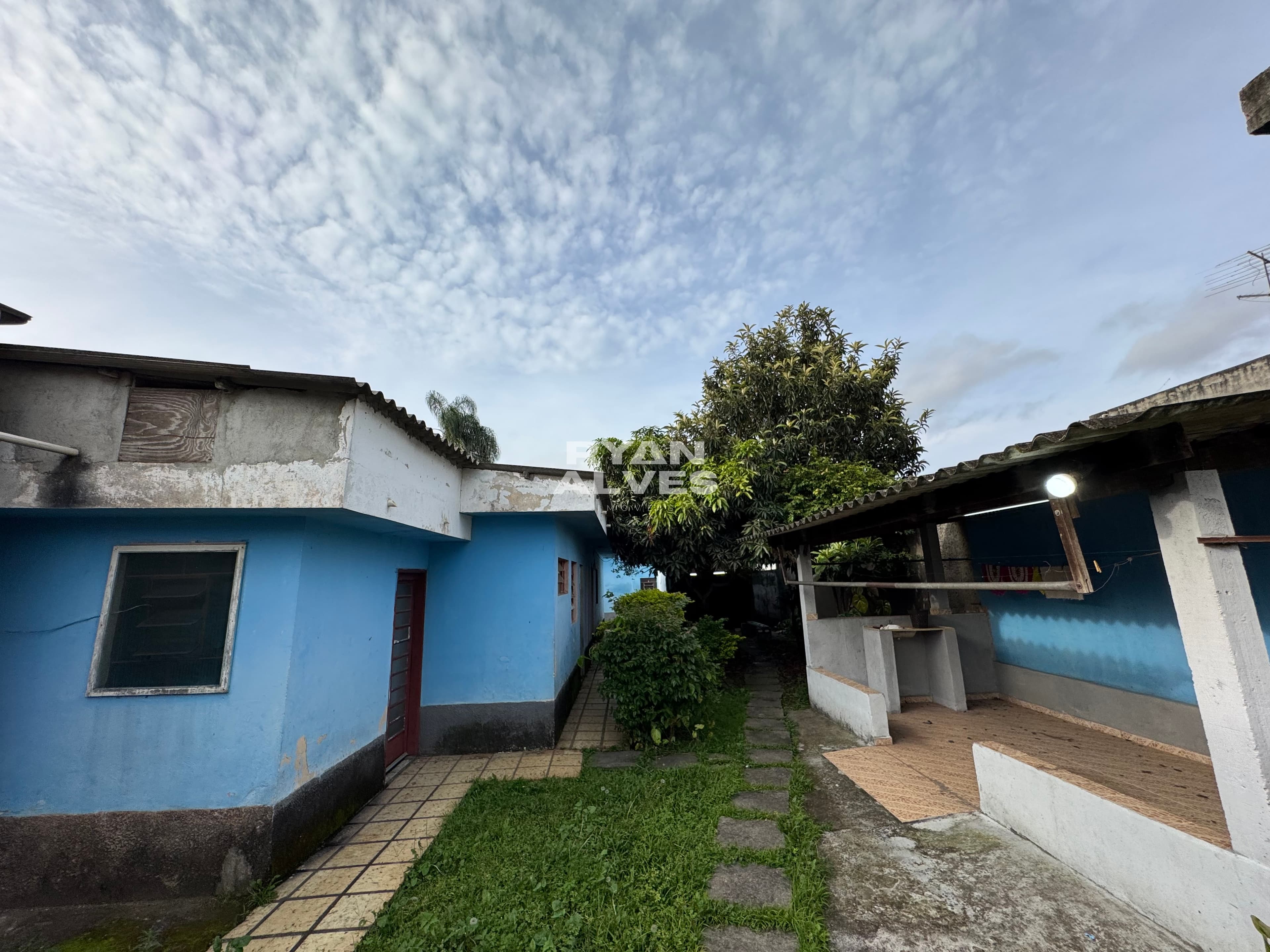 Terreno 500 m² – Construção 226,72 m² – R$ 499.000 – Jundiapeba, Mogi das Cruzes