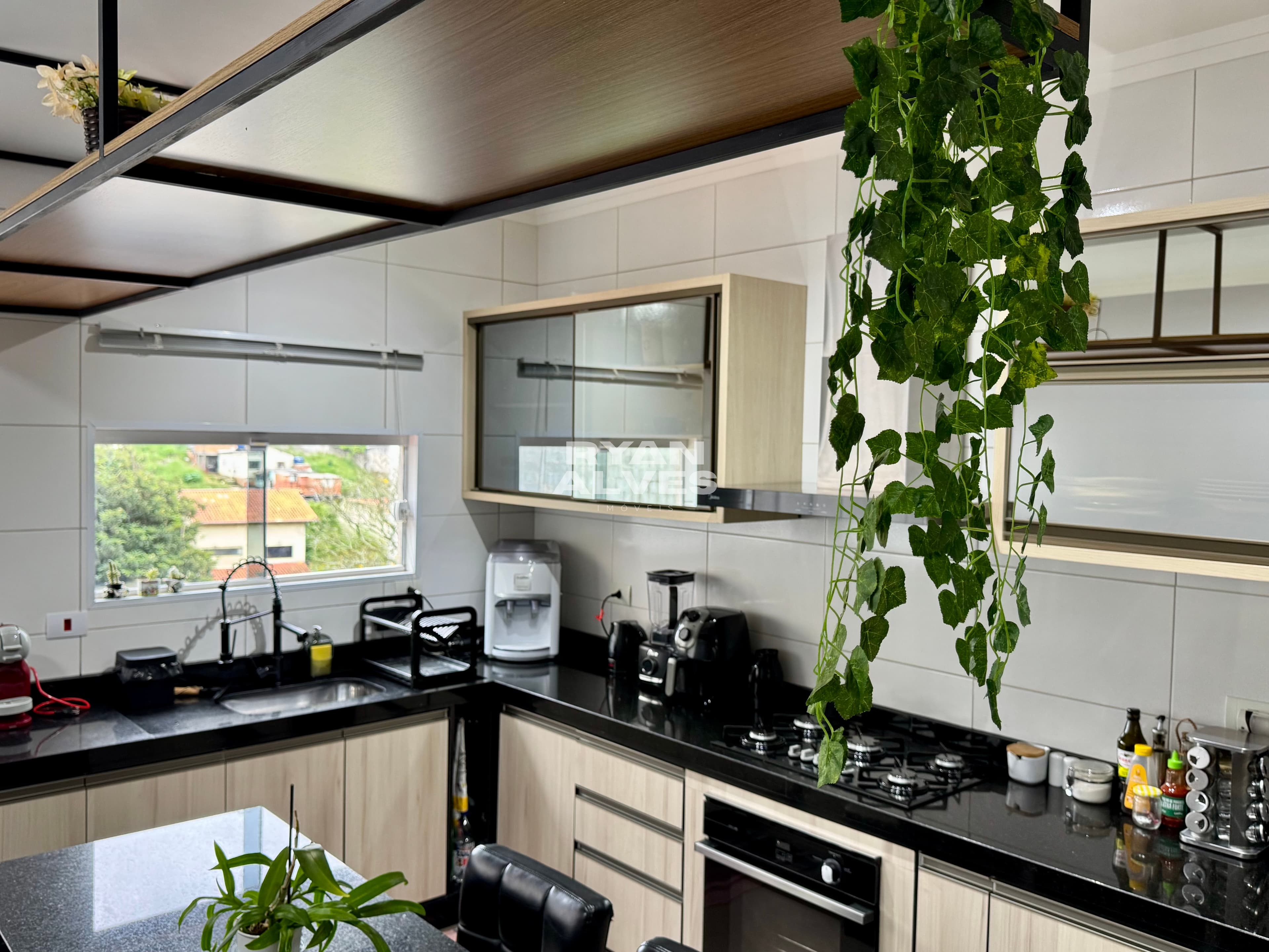 Casa a venda no Mogi moderno - 146 m², 3 Dormitórios, R$ 780 Mil  ( porteira fechada )
