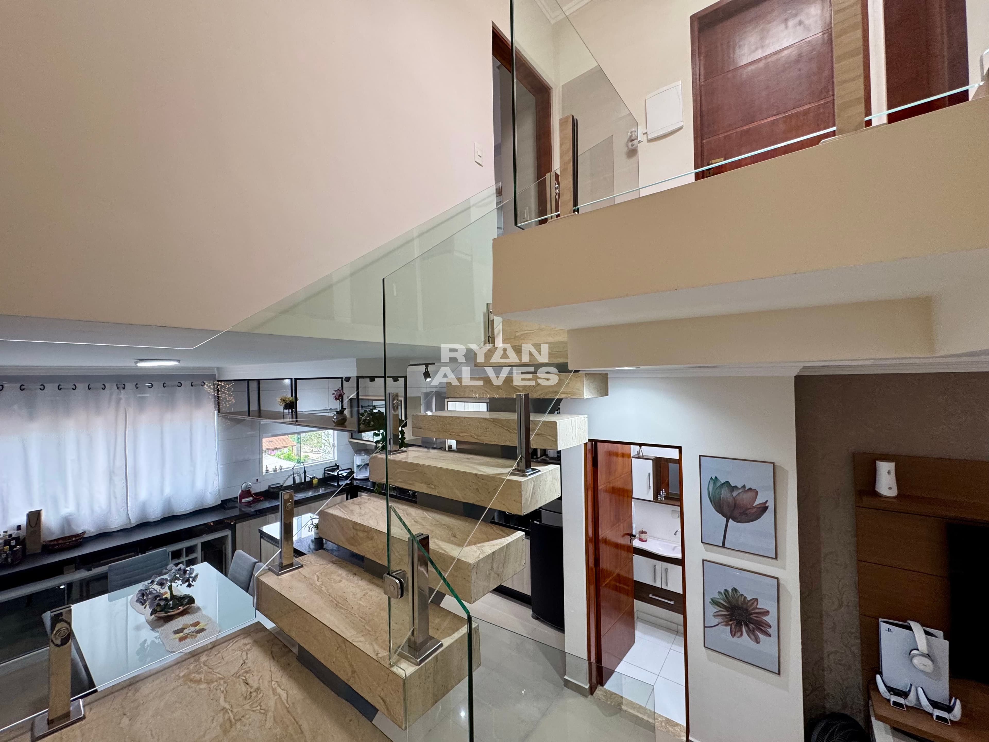 Casa a venda no Mogi moderno - 146 m², 3 Dormitórios, R$ 780 Mil  ( porteira fechada )