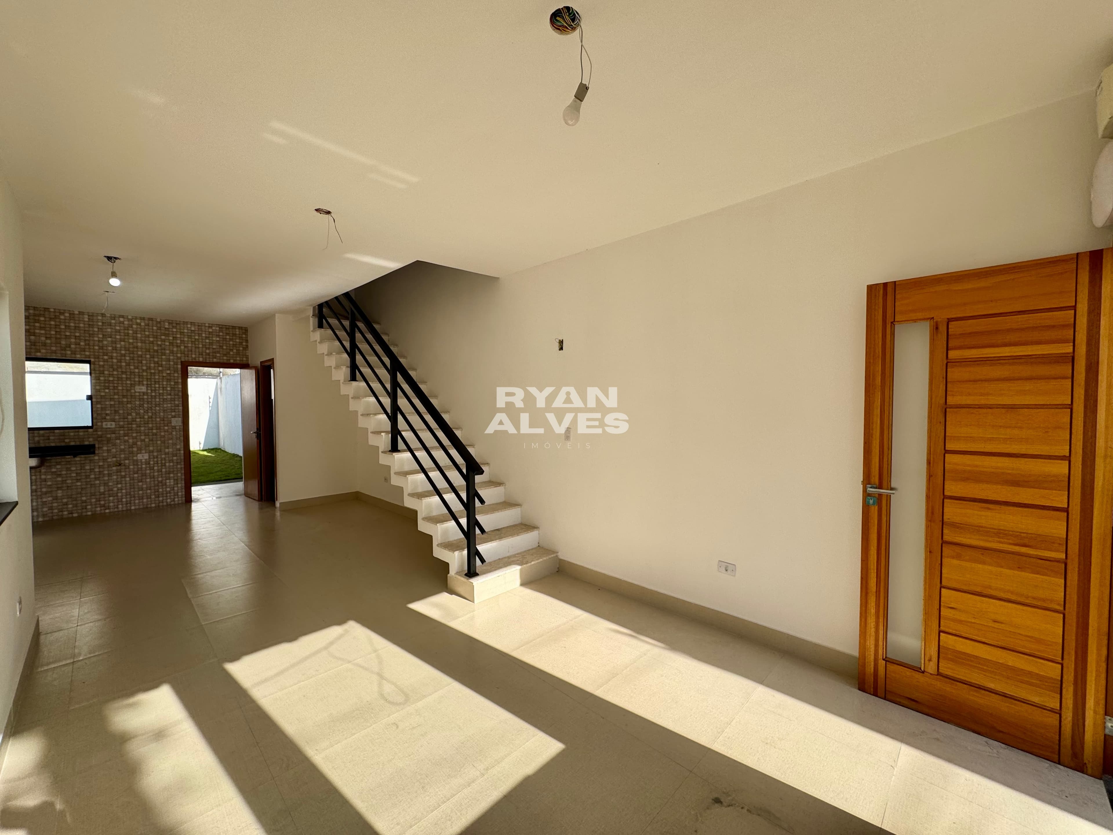 Casa nova na Vila Caputera – R$ 500 mil, 130 m², 3 dormitórios e quintal