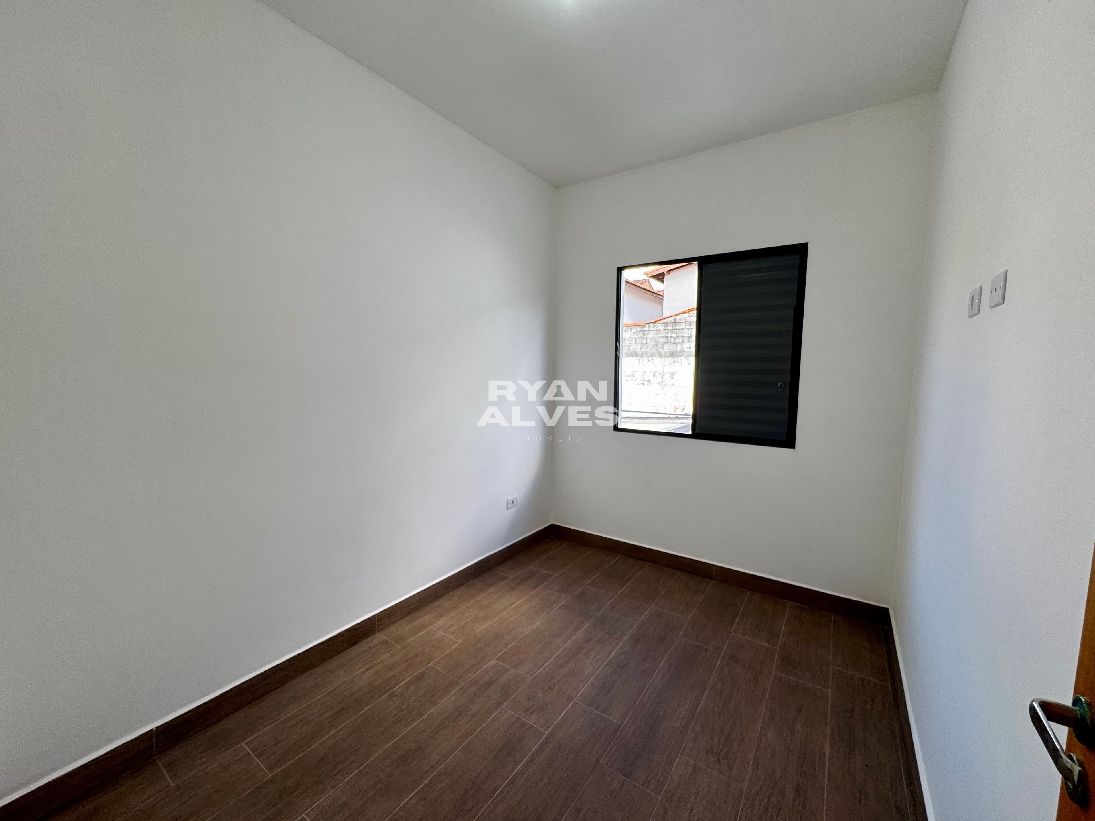 Casa nova na Vila Caputera – R$ 500 mil, 130 m², 3 dormitórios e quintal