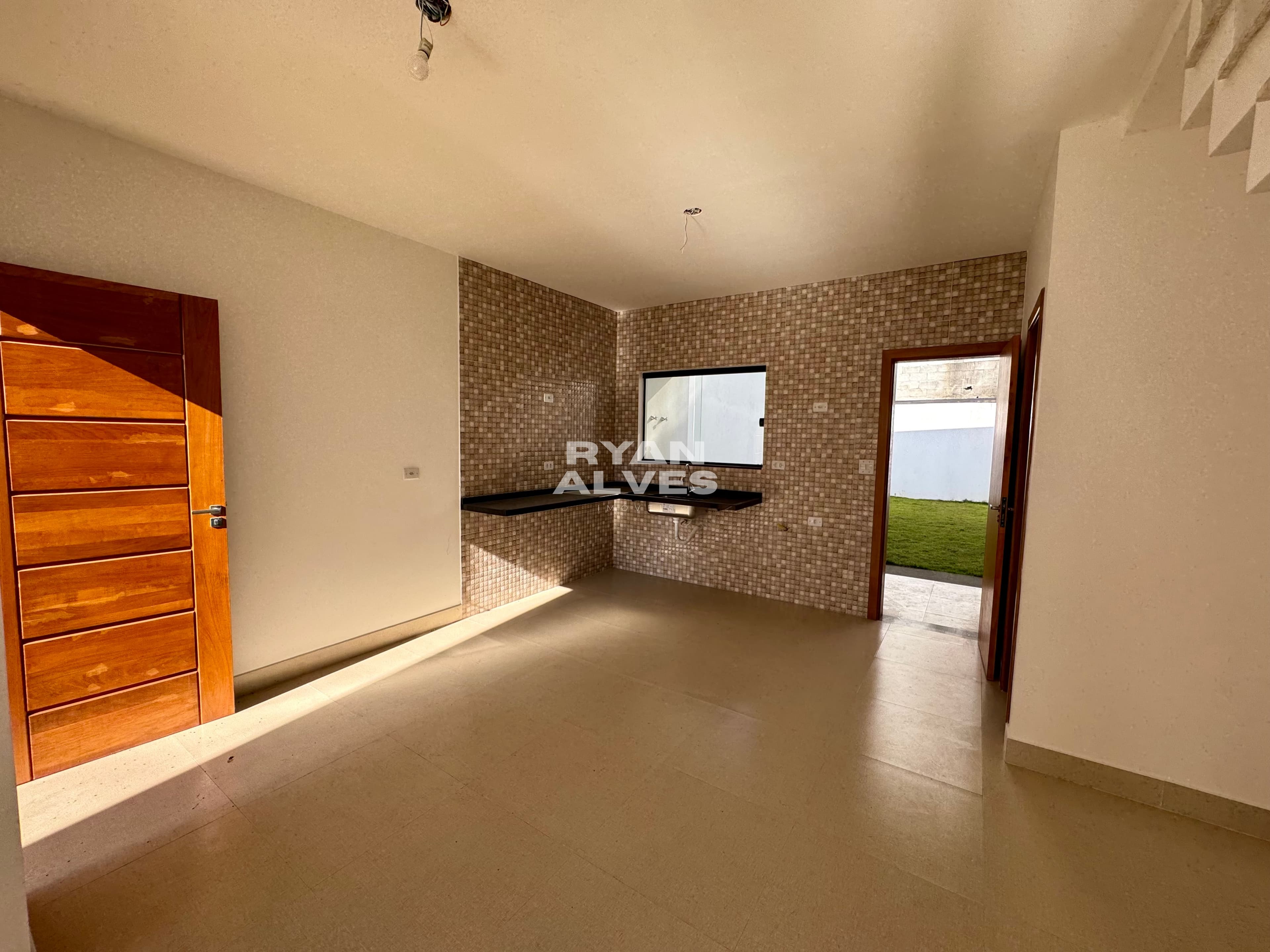 Casa nova na Vila Caputera – R$ 500 mil, 130 m², 3 dormitórios e quintal