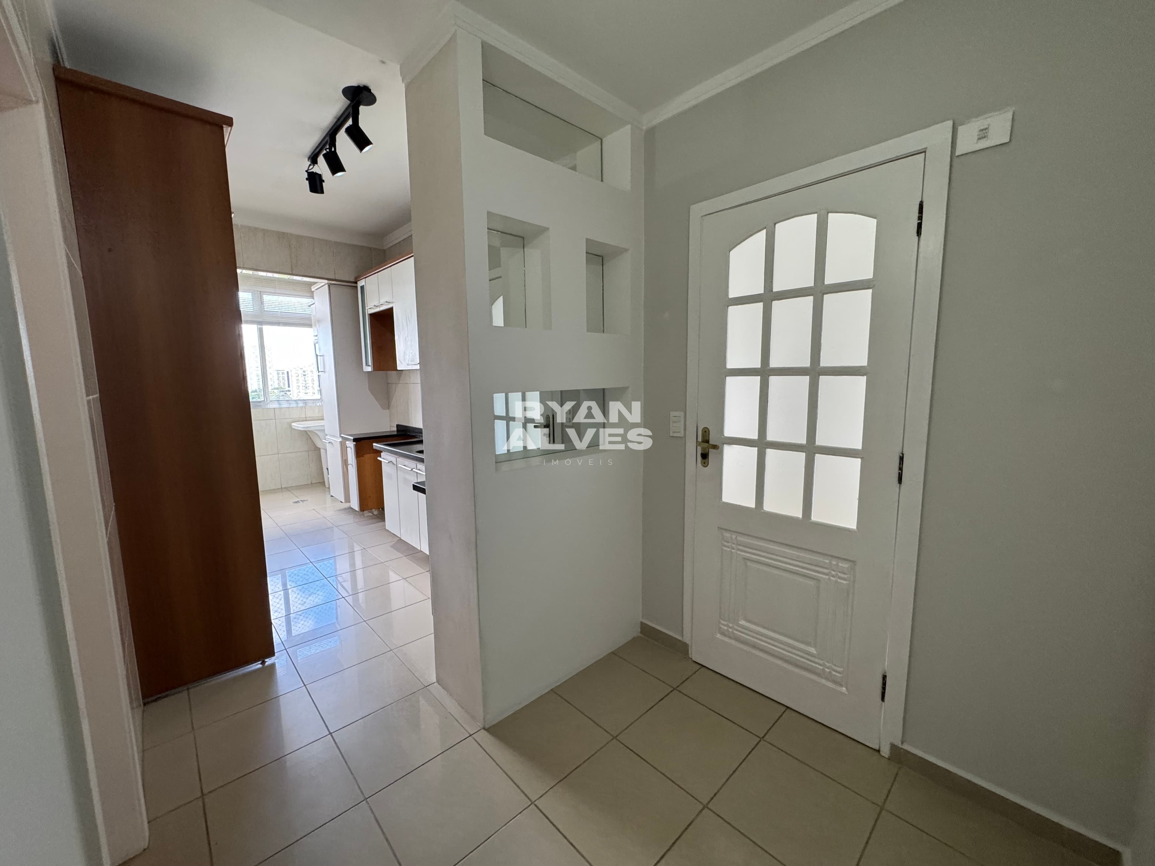 Apartamento à venda no Centro de Mogi das Cruzes | 106 m², 2 dormitórios + escritório | R$ 560.000