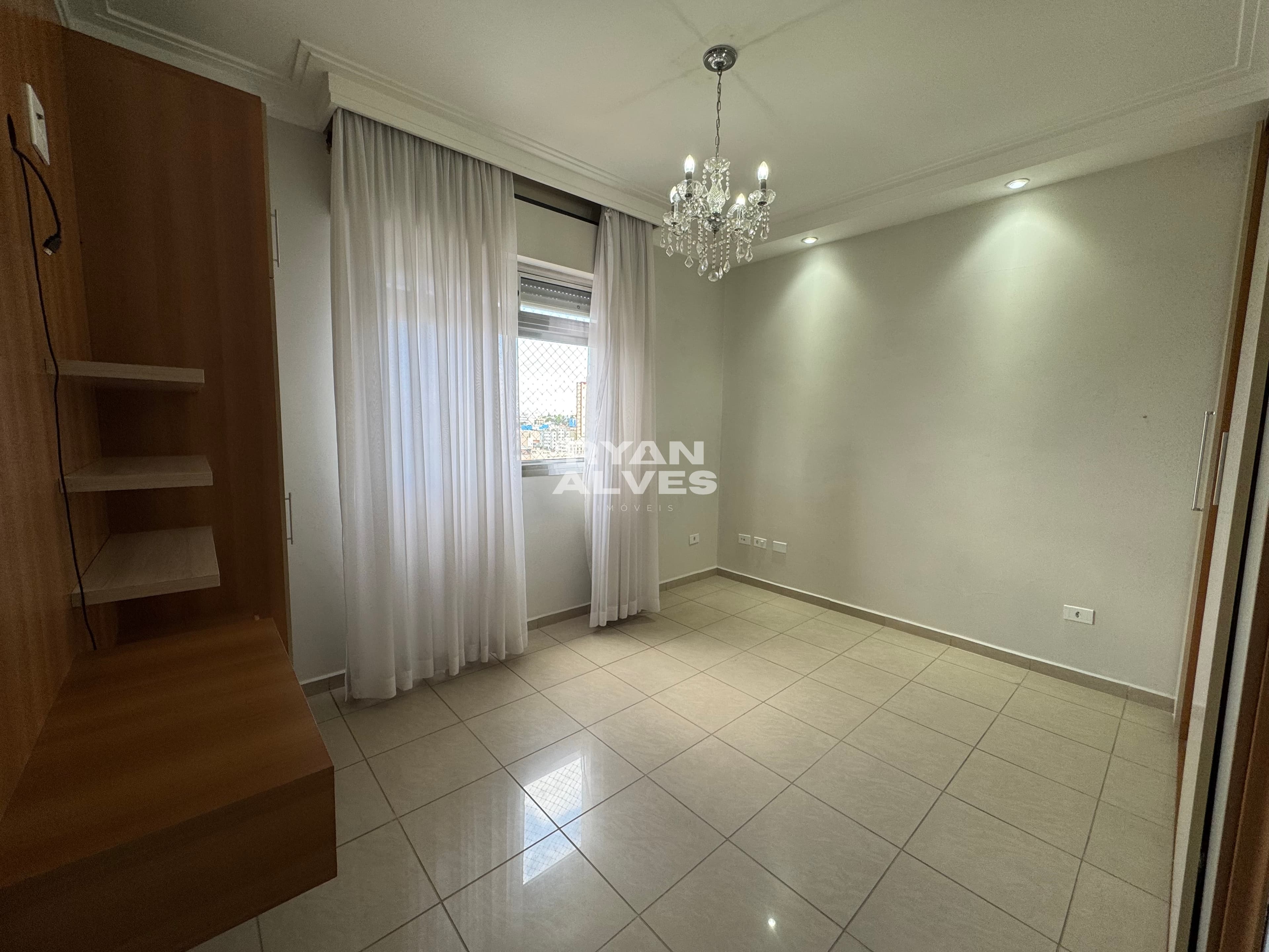 Apartamento à venda no Centro de Mogi das Cruzes | 106 m², 2 dormitórios + escritório | R$ 560.000