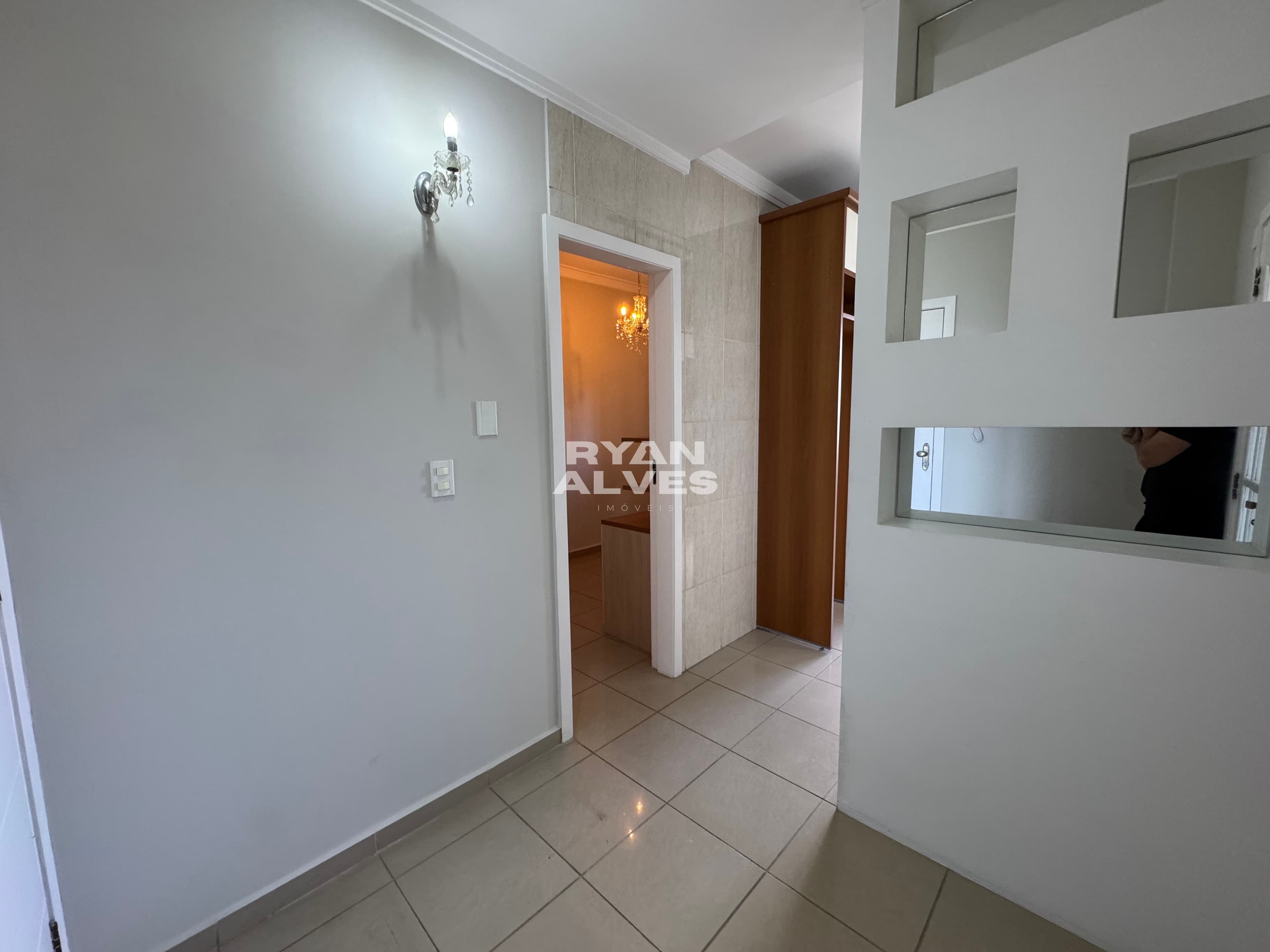 Apartamento à venda no Centro de Mogi das Cruzes | 106 m², 2 dormitórios + escritório | R$ 560.000